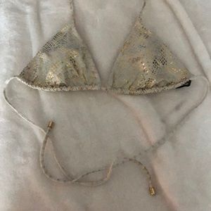 Victoria’s Secret bikini top